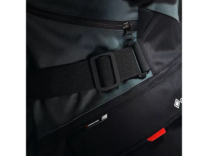 Куртка текстильная Dainese Carve Master 3 Gore-tex 06C Blk/Evony/Lava-red
