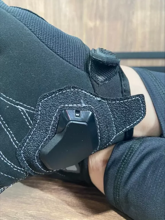Перчатки текстильные MotoLike Suomy черно-белые