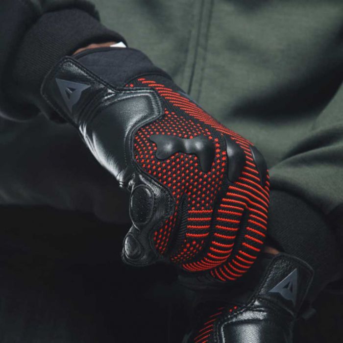 Перчатки DAINESE UNRULY ERGO-TEK BLACK/FLUO-RED