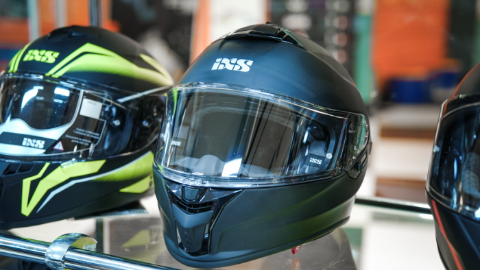Шлем интеграл IXS iXS422 FG 1.0 черный матовый