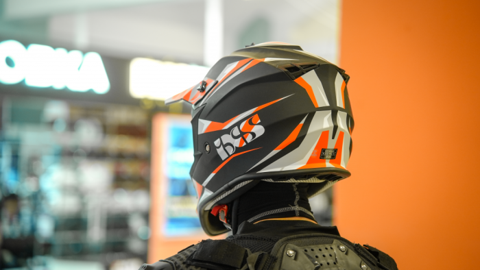 Кроссовый шлем IXS 362 2.2 черно-красный матовый