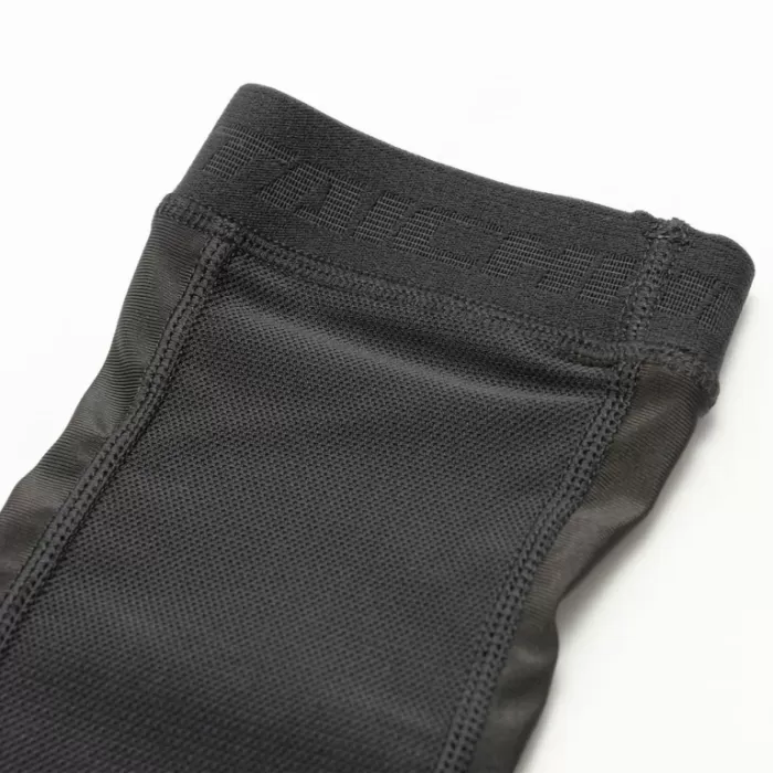 Налокотники Taichi Stealth Ce Elbow Guards (slim) Black One Size