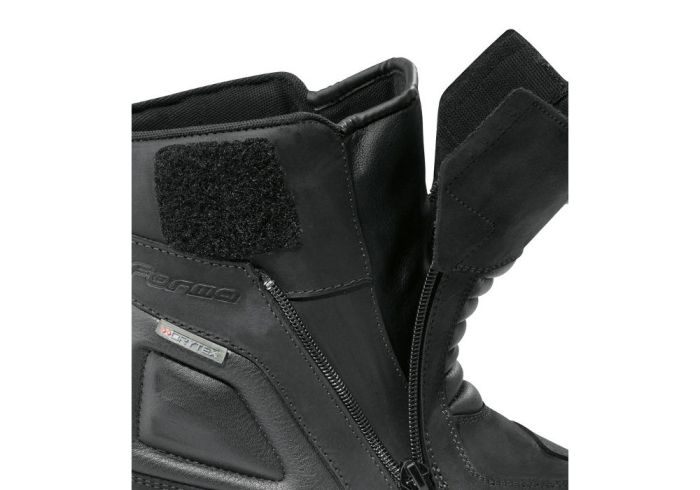 Туристические мотоботы Forma Latino black